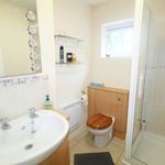 Rent 2 bedroom flat in Bedford