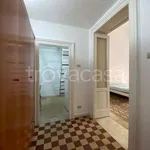 Rent 2 bedroom apartment of 90 m² in Taranto