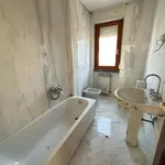 Rent 3 bedroom apartment of 76 m² in Carrara