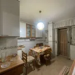 Rent 5 bedroom apartment of 120 m² in Naples