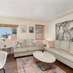 Rent 1 bedroom apartment of 65 m² in manhattan beach