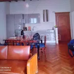 Affitto 2 camera appartamento di 95 m² in Mondovì