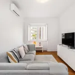 Rent 3 bedroom apartment of 150 m² in lisbon