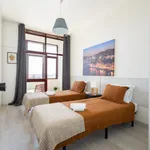 Rent 2 bedroom apartment in Porto