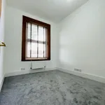 Rent 3 bedroom house in South East England