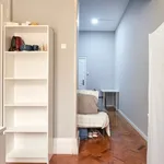 Rent 11 bedroom apartment in Lisbon