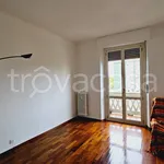 Rent 3 bedroom apartment of 80 m² in Milano