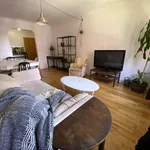 Appartement de 818 m² avec 3 chambre(s) en location à Montreal