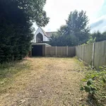 Rent 4 bedroom house in East Staffordshire