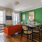 Appartement de 624 m² avec 2 chambre(s) en location à Paris