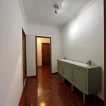 Rent a room of 120 m² in Vila Nova de Gaia