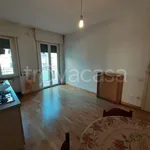 Affitto 2 camera appartamento di 48 m² in Como