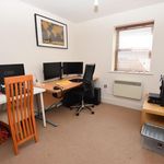 Rent 2 bedroom flat in East Midlands