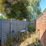 Rent 2 bedroom house in West Midlands