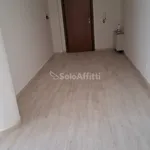 Affitto 3 camera appartamento di 80 m² in Rimini