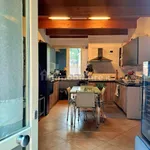 Rent 4 bedroom house of 125 m² in Salerno