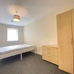 Rent 2 bedroom flat in Salford