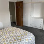 Rent 3 bedroom house in Hull