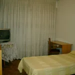 Rent a room in Madrid']