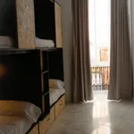 Rent 10 bedroom house in Cádiz