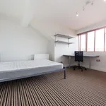 Rent 6 bedroom house in Leeds