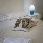 Rent 1 bedroom apartment in Siracusa