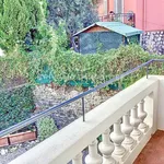 Maison de 85 m² avec 3 chambre(s) en location à Cannes