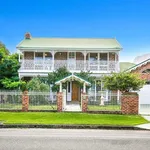 Rent 4 bedroom house in Wollongong City Council