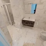 Rent 2 bedroom apartment of 40 m² in Napoli