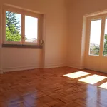 Rent 4 bedroom house of 250 m² in Lisboa