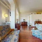 Rent 3 bedroom apartment of 105 m² in Milan