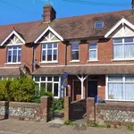 Rent 4 bedroom house in Arun