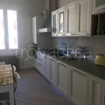 Rent 10 bedroom apartment of 120 m² in Genova