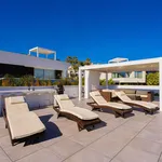 Rent 4 bedroom house of 499 m² in Marbella