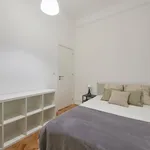 Rent 11 bedroom apartment in Lisbon