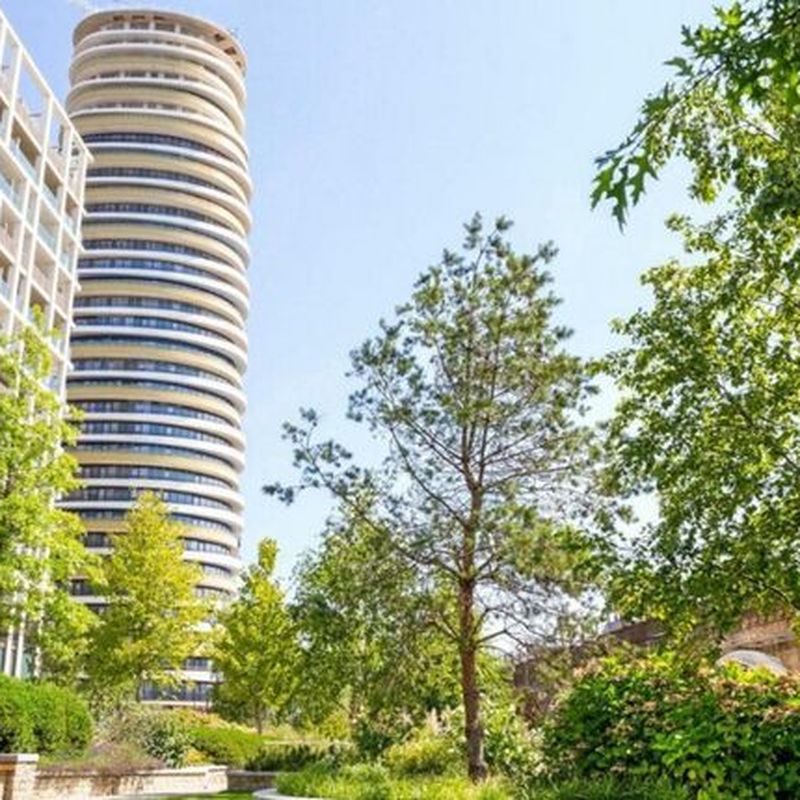 Flat to rent in Cassini Tower, White City Living W12 Tuffley