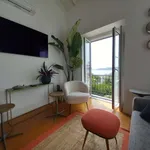 Rent 1 bedroom apartment of 40 m² in lisbon