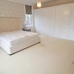 Rent 10 bedroom house in Mid Sussex