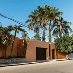 Rent 3 bedroom house of 526 m² in Mérida