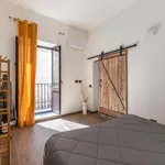 Rent 4 bedroom apartment in Palermo