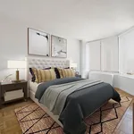 Rent 2 bedroom apartment in Manhattan