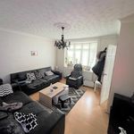 Rent 3 bedroom flat in Romford