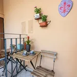 Rent 1 bedroom apartment of 40 m² in Florence