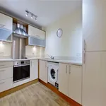 Rent 2 bedroom flat in Glasgow  West