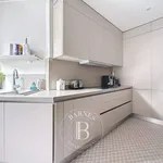 Appartement de 187 m² avec 7 chambre(s) en location à Paris