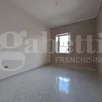 Rent 4 bedroom apartment of 90 m² in Monte di Procida