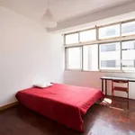 Rent a room in lisbon