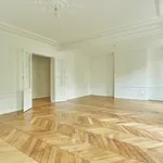 Appartement de 115 m² avec 5 chambre(s) en location à Paris