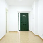 Rent 1 bedroom apartment in Lisbon