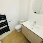 Appartement de 27 m² avec 1 chambre(s) en location à St Etienne